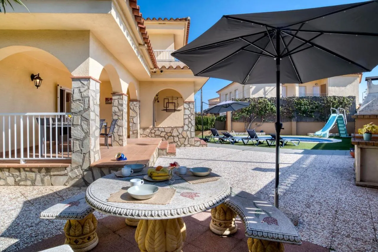 Vila Vela, Casa Con Piscina Privada A Pocos Metros De La Playa L' Escala Španělsko