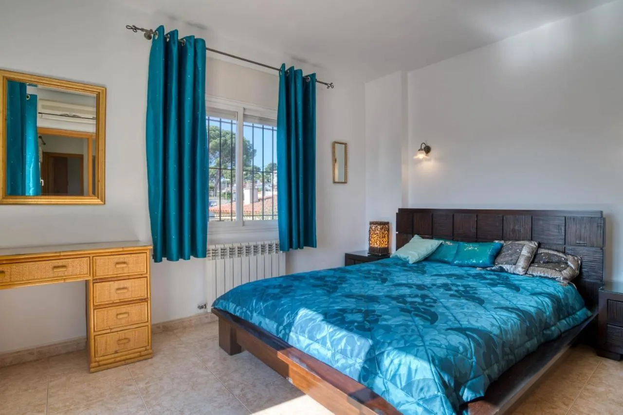 Prázdninový dům Vila Vela, Casa Con Piscina Privada A Pocos Metros De La Playa L' Escala