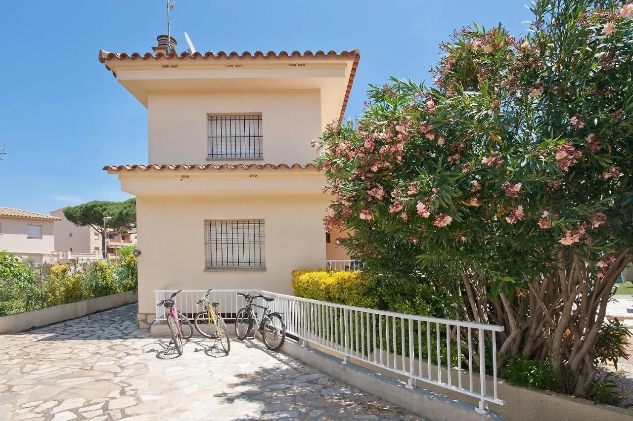 Prázdninový dům Vila Vela, Casa Con Piscina Privada A Pocos Metros De La Playa L' Escala